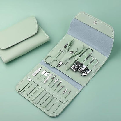 Manicure Pedicure Grooming Kit
